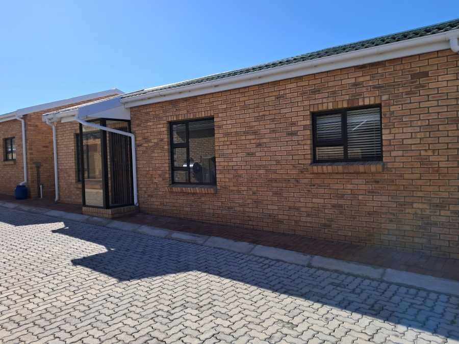 2 Bedroom Property for Sale in Jeffreys Bay Central Eastern Cape